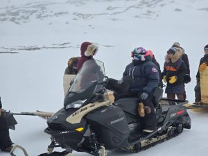 photo_5111803182043565248_y